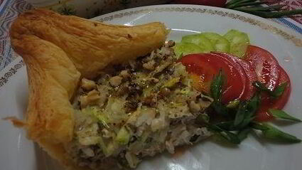 тарт с цукини, рисом и орехами