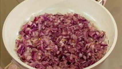 тарты с помидорами и луком