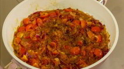 тарты с помидорами и луком