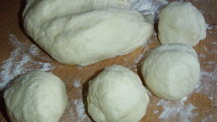 творожные заливные корзиночки с абрикосами и малиной