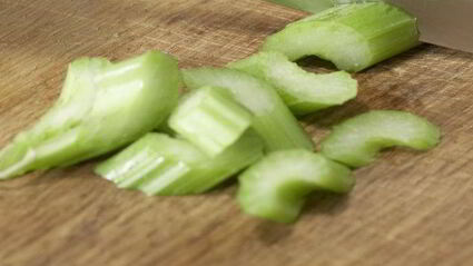 уверенная закуска из морского черта с гранатом и апельсином