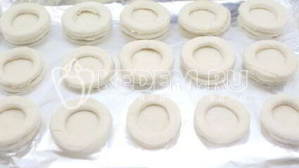 волованы со свеклой и сельдью