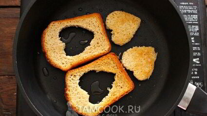 яичница в хлебе