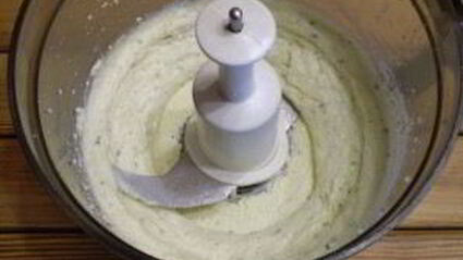 закуска с сыром и чесноком