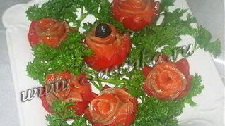 Закуска Цветы из помидор