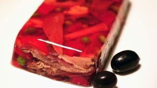 Заливной говяжий язык