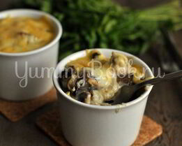 Жюльен с курицей и грибами