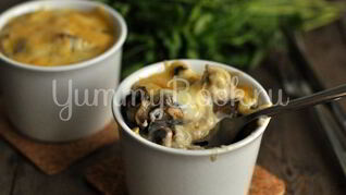 Жюльен с курицей и грибами